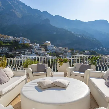 Il Canto Willa Positano
